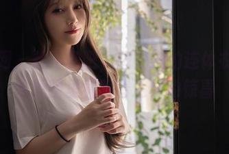 秀人网 – 想不到吧，唐安琪的连体衣写真集原图里竟藏着这样的惊喜