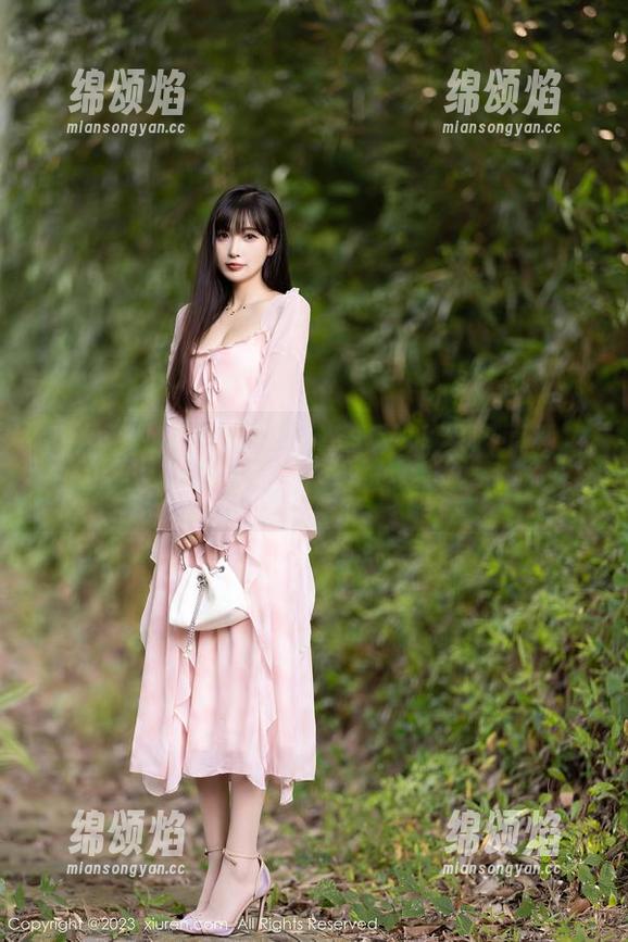 秀人网 - 不看不懂，李若汐水手服原图，下载前请准备好心脏！