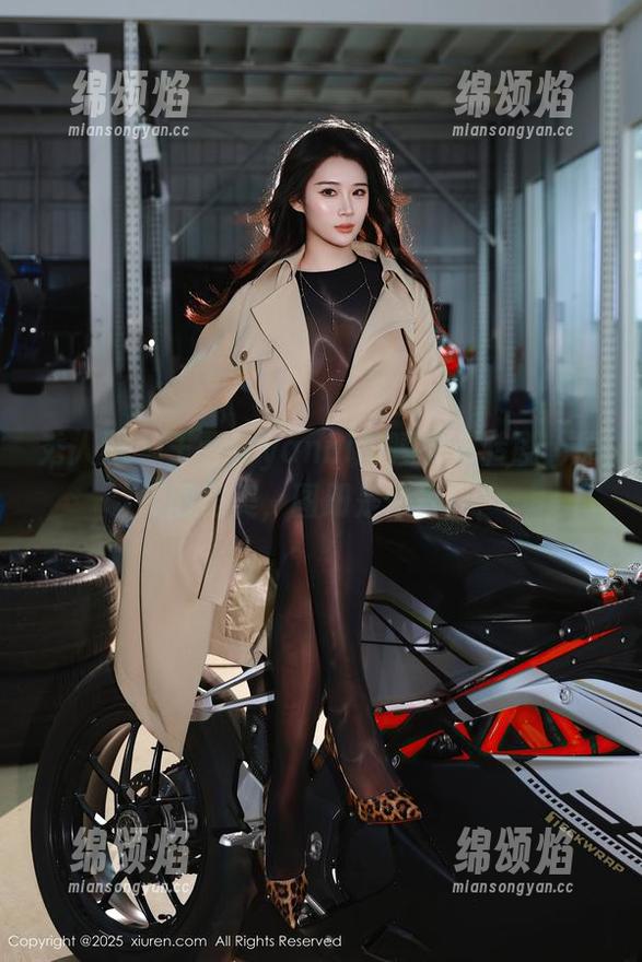 秀人网 - 王馨瑶yanni的睡衣反转剧：原图是美，图册是惊喜！
