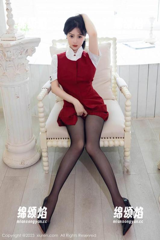 秀人网 - 这才是美昕Yumi的礼服图包：从头到脚都是定义不清的感觉！