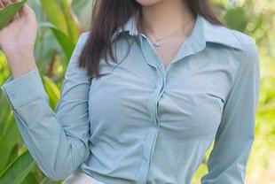 秀人网 – 谢小葱网袜写真集更新：好想跟着她的影子，悄悄溜过去看看。