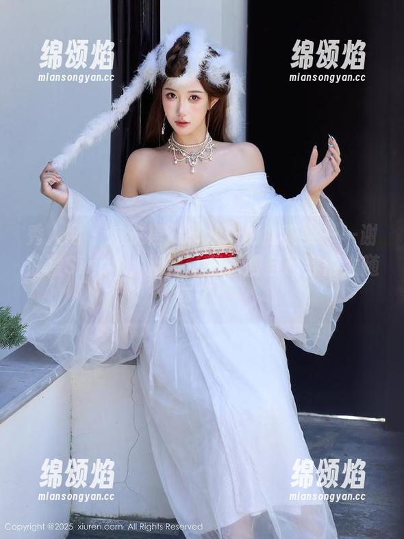 秀人网-谢芷馨Sindy 秀人网 - 连衣裙分享从未如此真实——谢芷馨Sindy,别再让我觉得自己穿得太随便了!