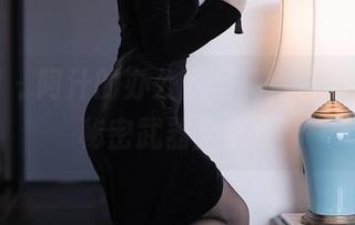 秀人网 – 阿汁的办公室写真，白领逆袭的秘密武器全集！