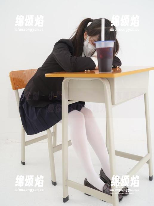 紧急企划 - 小恩的肉丝探险记，高清写真教你如何释放魅力