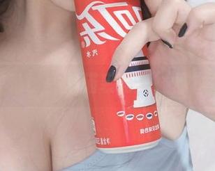 更新来袭！蜜汁猫裘写真：网袜梦游记