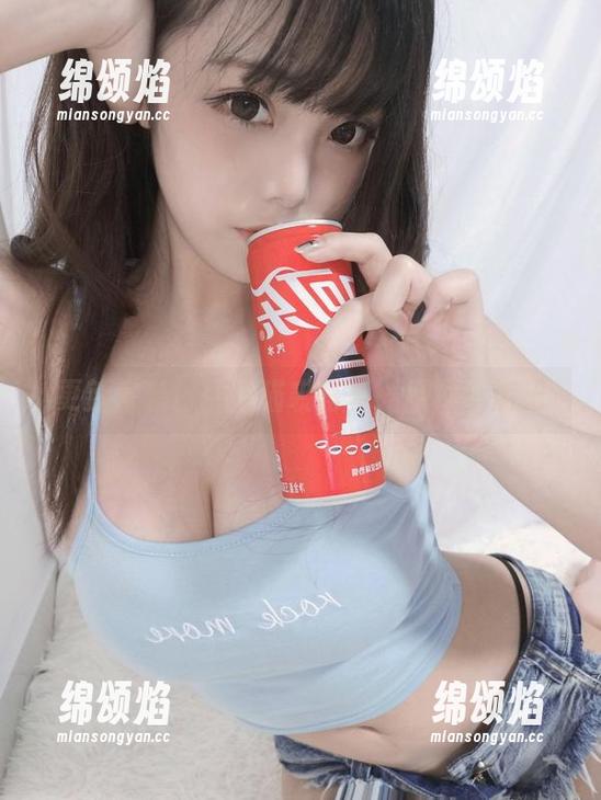 蜜汁猫裘 更新来袭!蜜汁猫裘写真:网袜梦游记