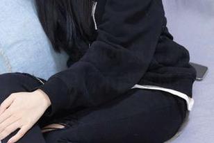 袜啵啵 – 不得不看的小沫最新职业装写真，谁说职场不能有风情？