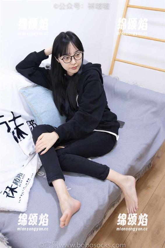 袜啵啵 - 不得不看的小沫最新职业装写真，谁说职场不能有风情？