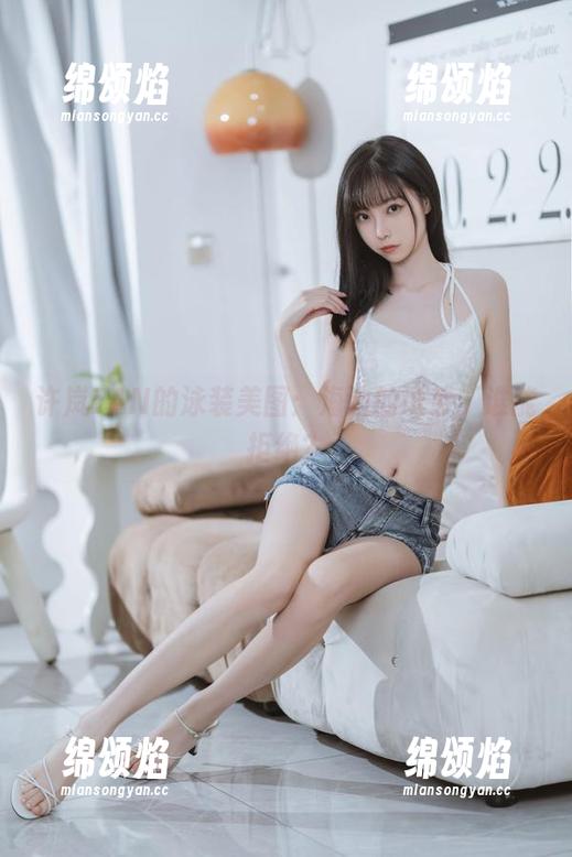 许岚LAN的泳装美图：海边的诱惑，谁能拒绝？