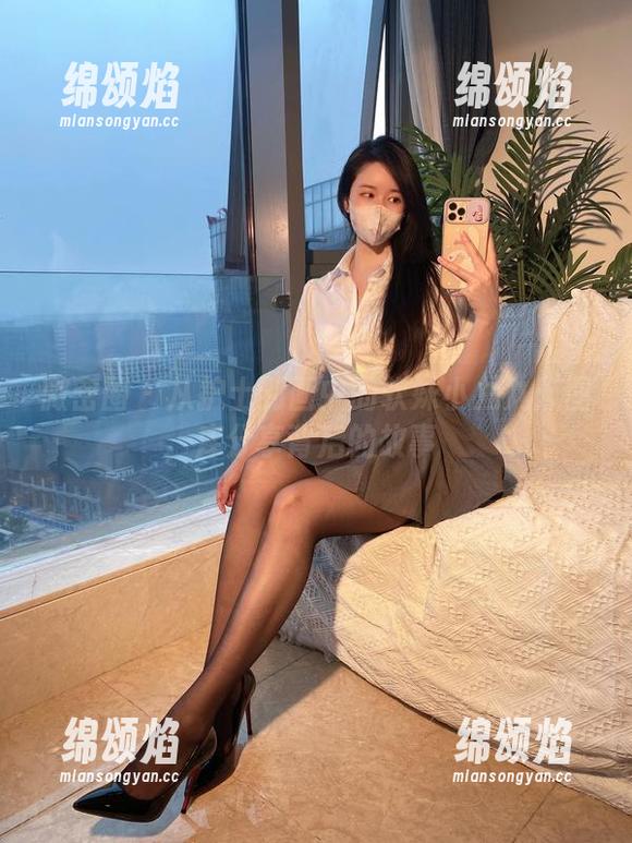 软妹小九九 微密圈 - 从护士到画中的软妹小九九:图库分享背后的故事