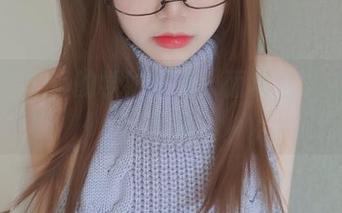 雪晴Astra的学妹时光：面具之下的美图灵感