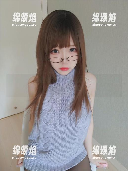 雪晴Astra的学妹时光：面具之下的美图灵感