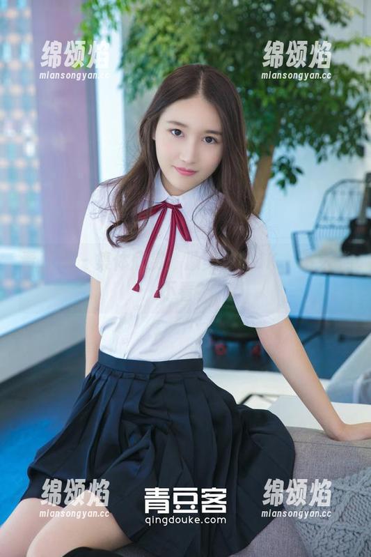 青豆客 - 集体欣赏：颜美汐的JK，怎么能不看？