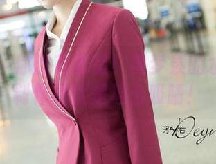 青豆客 – 你没有看错！黄梦羡的水手服定制作品就是这么吸睛！