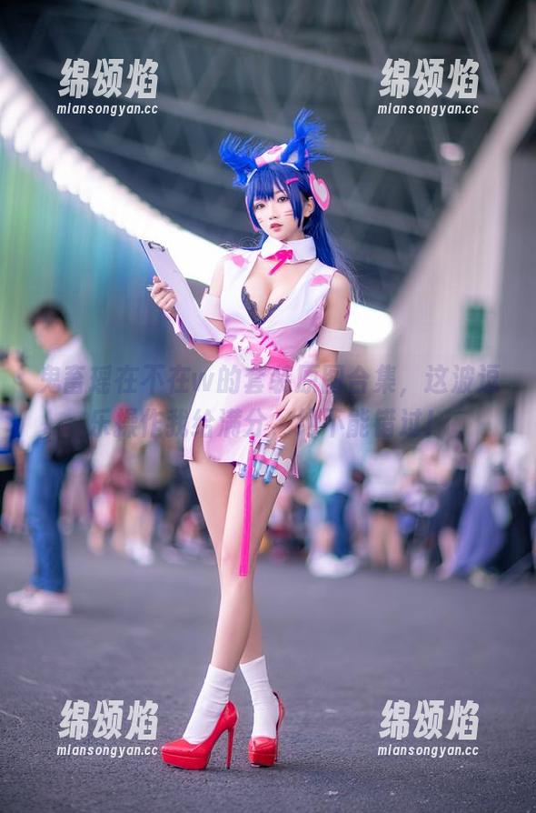 鬼畜瑶在不在w的套装原图合集，这波逗乐操作我给满分，绝不能错过！