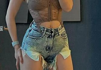 微密圈 – 免费写真时间，鹿瑶手把手教你做心头肉的“秘密”！