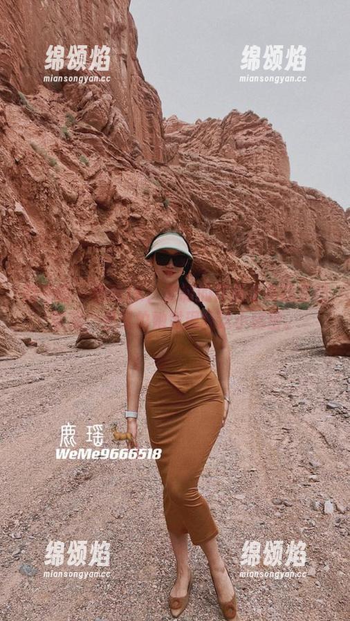 微密圈 - 鹿瑶JK：定制的作品让我想立刻收藏，但又怕她发现我这小秘密。